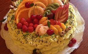 Gyümölcsözön torta