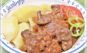 Marhalábszár pörkölt
