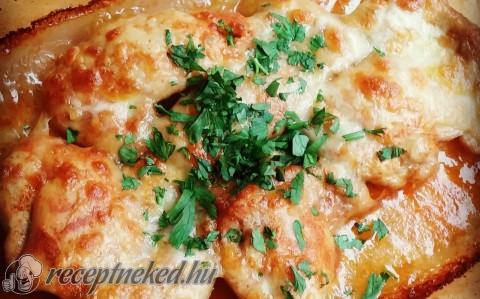 Mozzarellás csirkecombok