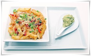 Zöldséges penne padlizsánkrémmel