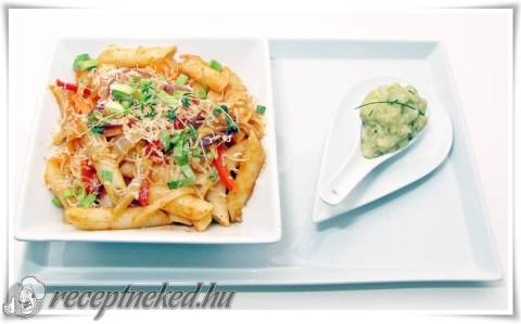 Zöldséges penne padlizsánkrémmel