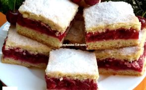 Omlós meggyes pite