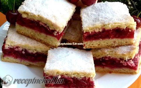 Omlós meggyes pite