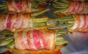 Ceruzabab baconbe tekerve