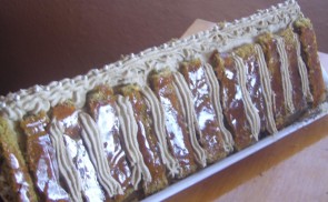 Grillázsos piramis