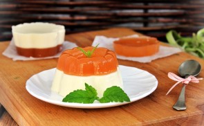 Rebarbarás-vaníliás panna cotta