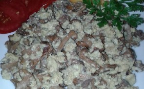 Tojásos rókagomba
