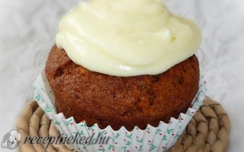 Sárgarépás muffin
