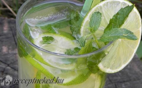 Frissítő limonádé mentával