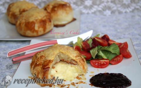 Baconos camembert leveles tésztában
