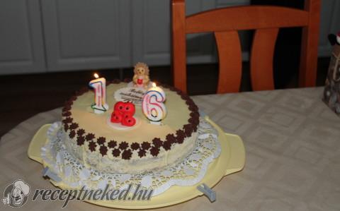Fehér csokis torta