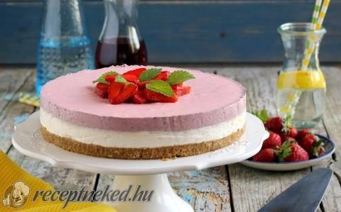 Fehércsokoládés epres mousse torta