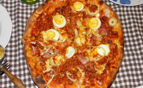 Pizza chili con carne