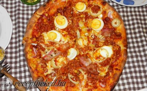 Pizza chili con carne