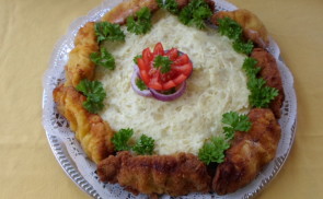 Rántott hús torta