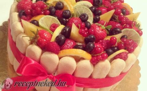 Gyümölcsös torta