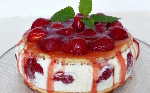 Pudingkrémes epertorta