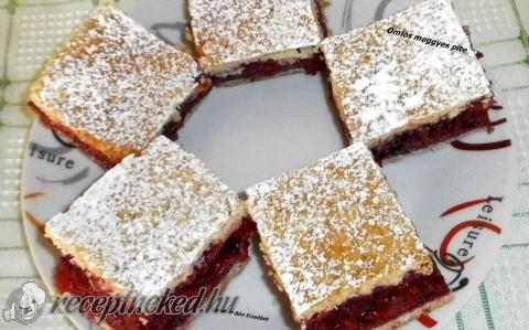 Pudingos omlós meggyes pite