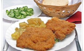 Ínyenc rántott sertésborda