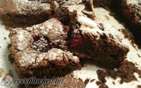Mascarponés-feketeszedres brownie