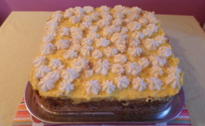 Diós guba-torta madártejkrémmel