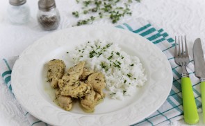Fokhagymás-szaftos csirkemell