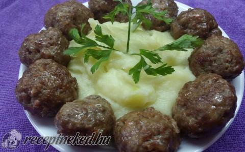 Fasírt krumplipürével