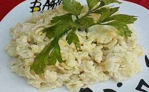 Sajtos-tejfölös tészta