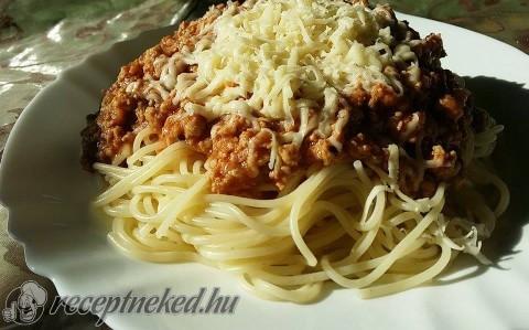 Bolognai spagetti
