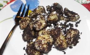 Mákos nudli (gnocchi)