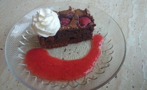 Epres brownie eper öntettel