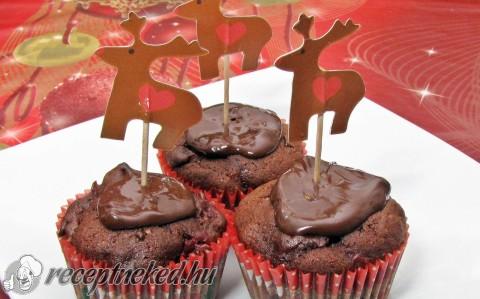 Meggyes-diós muffin