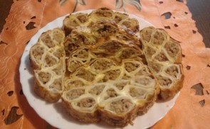 Húsos rácsos pite