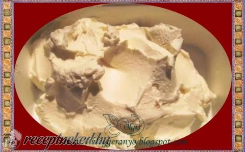 Laktózmentes tiramisu házi mascarponéval