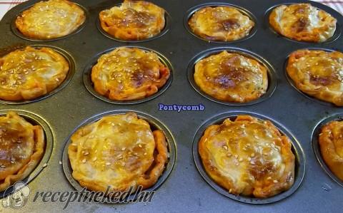 Sonkás muffin leveles tésztából
