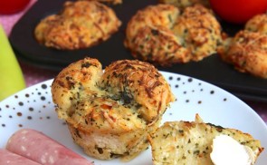 Fokhagymás sajtos muffin