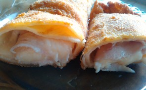 Sajtos baconös rántott palacsinta