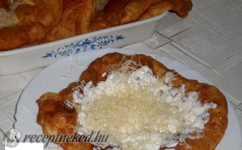 Burgonyás lángos