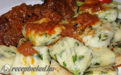Medvehagymás gnocchi
