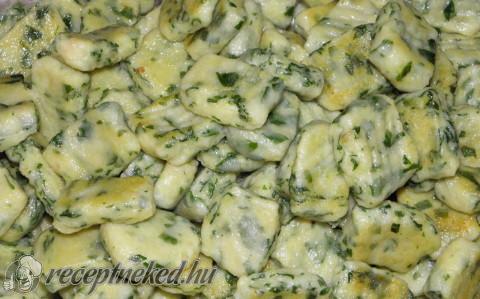 Spenótos gnocchi