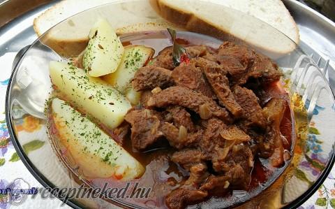 Pacalpörkölt marhahússal