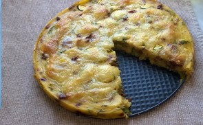 Zöldséges polenta pizza (gluténmentes)