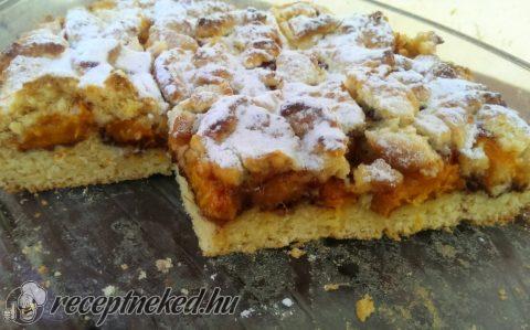 Sárgabarackos morzsás pite