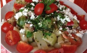 Zöldséges-juhtúrós penne
