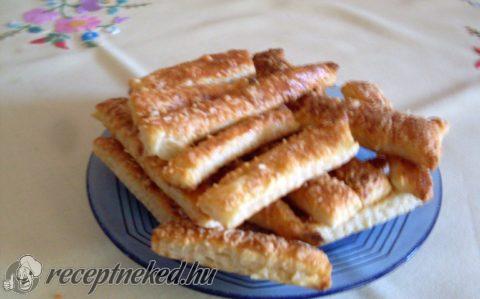 Sajtos rúd