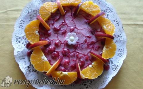 Meggyes-grízes torta