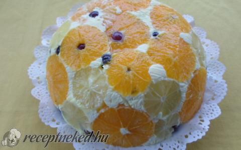Gyümölcsös fordított torta