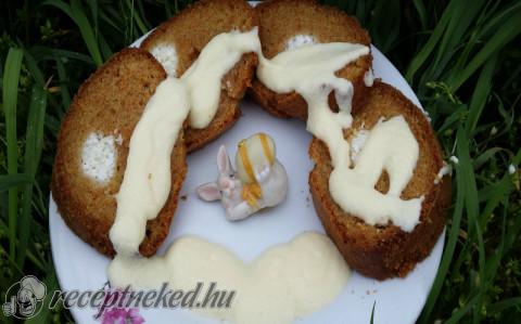 Répatorta túrópöttyel, vaníliasodóval (őzgerinc formában)