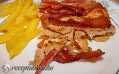 Bacon tetős rakott csirke
