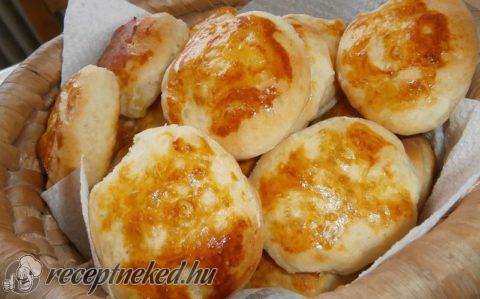 Habkönnyű pogácsa